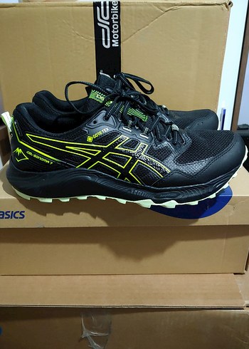 Asics 43