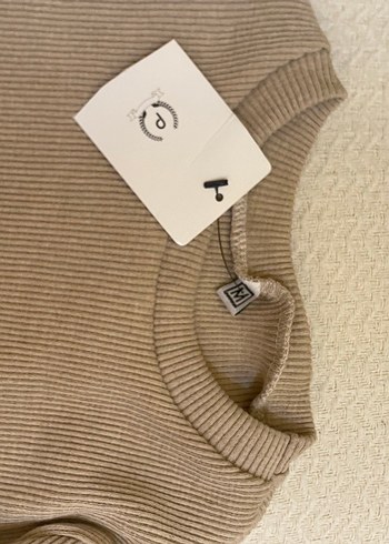 Bej Kadın Crop - Görsel 2