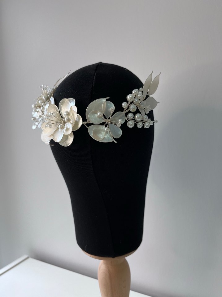 Beyaz Boncuklu Avant-Garde Saç Aksesuarı - Görsel 2