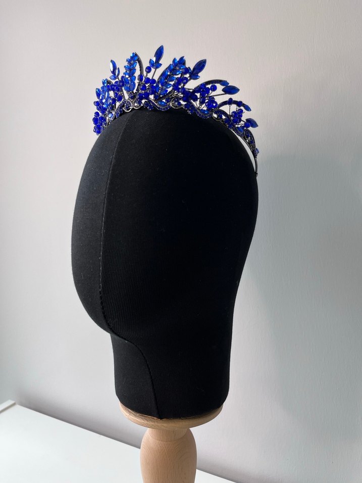 Mavi Boncuklu Seramik Gotik Taç ve Küpe Seti - Görsel 3