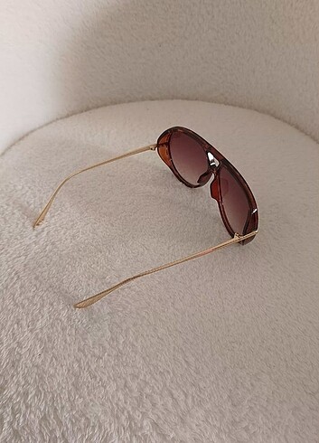 BOTTEGA VENETA MODEL GÜNEŞ GÖZLÜĞÜ - Görsel 8