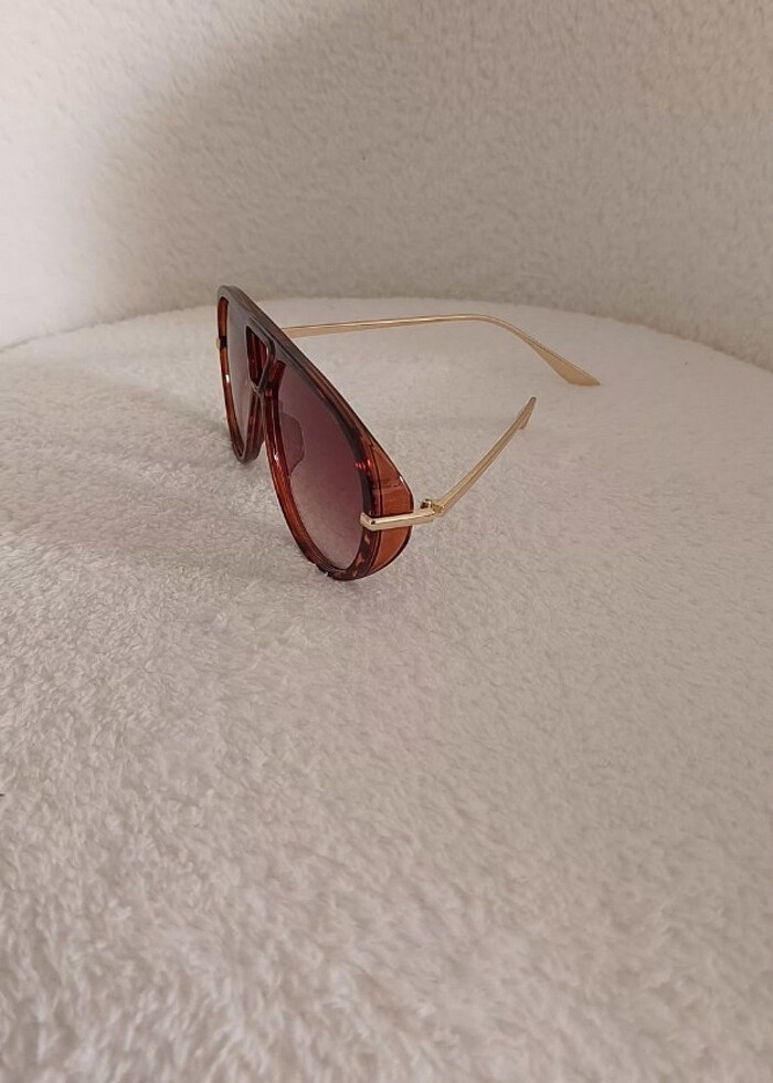 BOTTEGA VENETA MODEL GÜNEŞ GÖZLÜĞÜ - Görsel 3