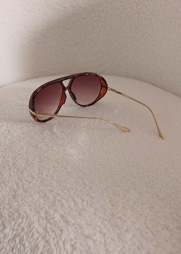 BOTTEGA VENETA MODEL GÜNEŞ GÖZLÜĞÜ - Görsel 5