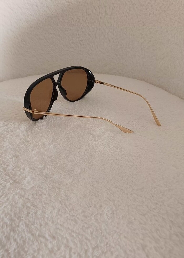 BOTTEGA VENETA MODEL GÜNEŞ GÖZLÜĞÜ - Görsel 3