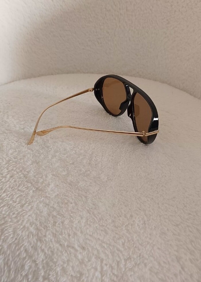 BOTTEGA VENETA MODEL GÜNEŞ GÖZLÜĞÜ - Görsel 4