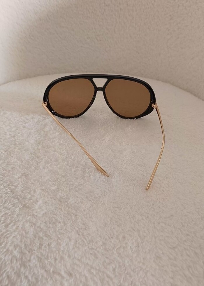 BOTTEGA VENETA MODEL GÜNEŞ GÖZLÜĞÜ - Görsel 5