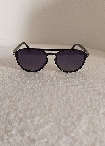 Persol model güneş gözlüğü polarize ve uv koruma mevcut 