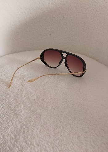 BOTTEGA VENETA MODEL GÜNEŞ GÖZLÜĞÜ - Görsel 5