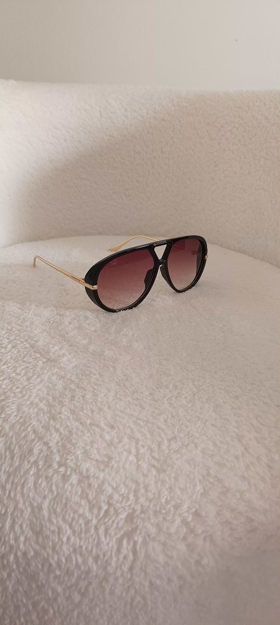 BOTTEGA VENETA MODEL GÜNEŞ GÖZLÜĞÜ - Görsel 2