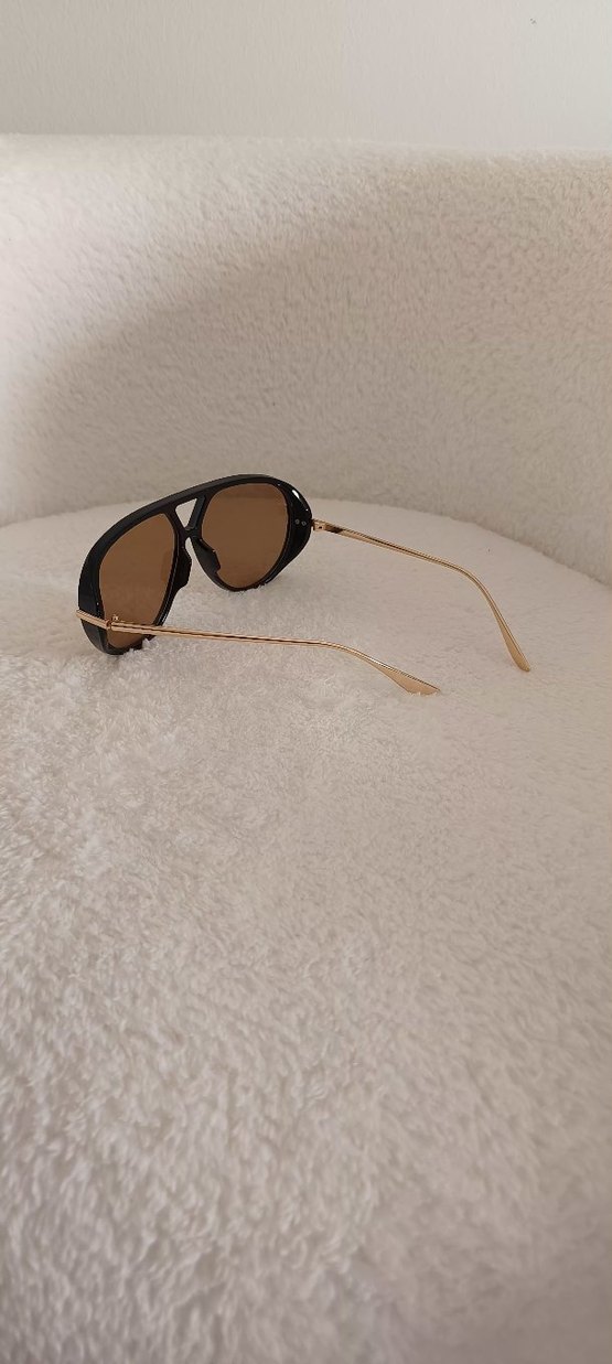 BOTTEGA VENETA MODEL GÜNEŞ GÖZLÜĞÜ - Görsel 4