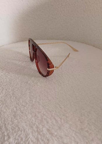 BOTTEGA VENETA MODEL GÜNEŞ GÖZLÜĞÜ - Görsel 3