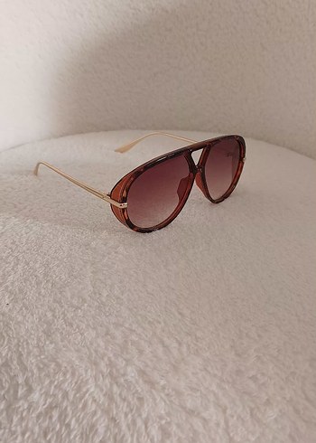 BOTTEGA VENETA MODEL GÜNEŞ GÖZLÜĞÜ - Görsel 5