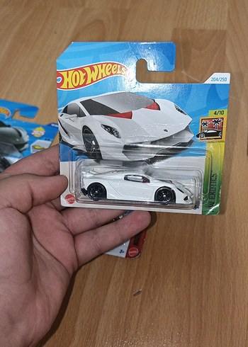 Çeşitli Hot Wheels Oyuncak Arabalar - Görsel 5