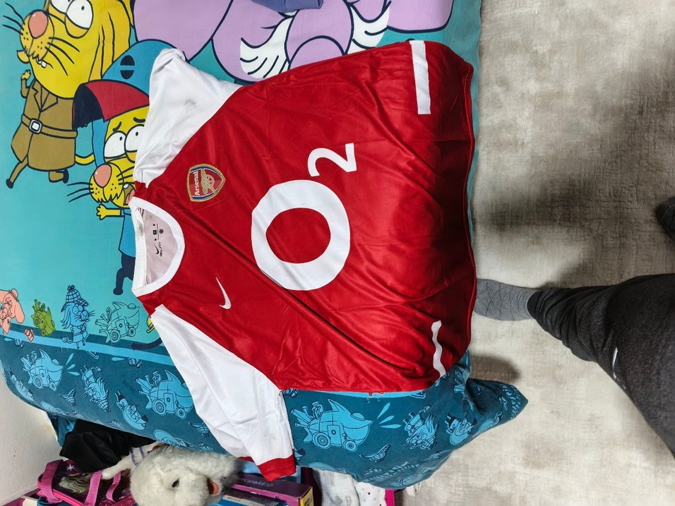 Kırmızı Pop Kültür Erkek Kısa Kollu Forma - Görsel 2