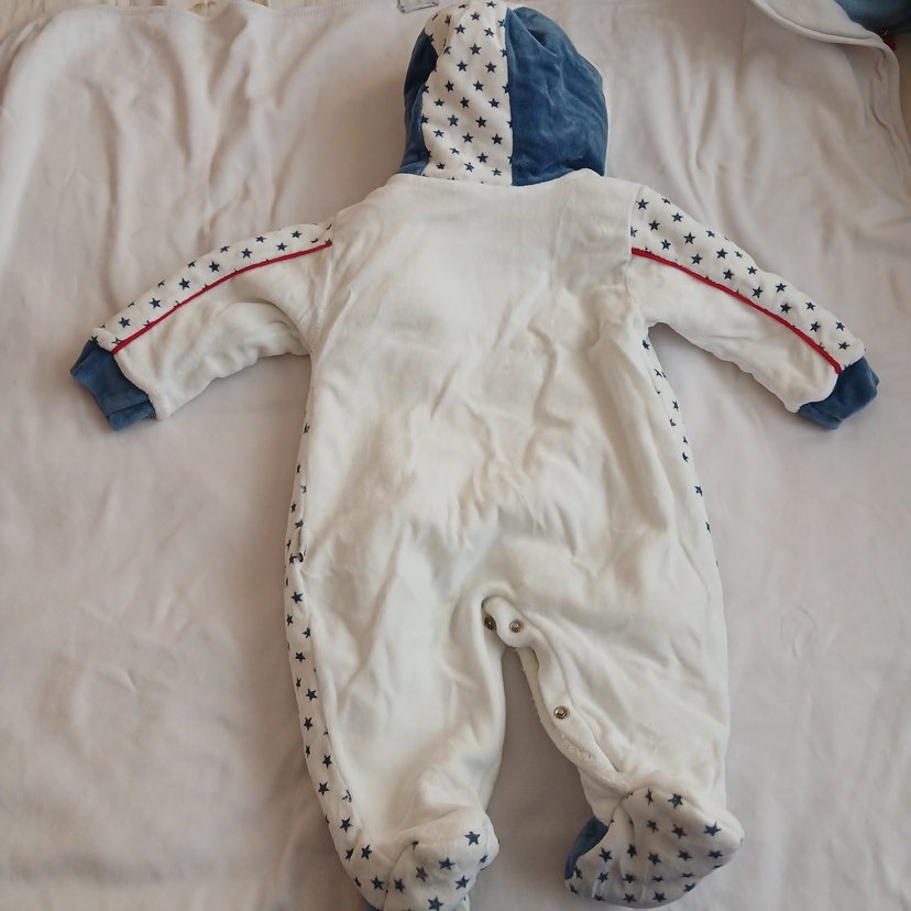 Renkli Nakışlı Beyaz Bebek Tulumu - Görsel 2