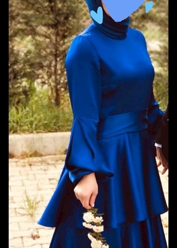 Uzun Kollu Mavi Kat Katlı Abiye Elbise - Görsel 3