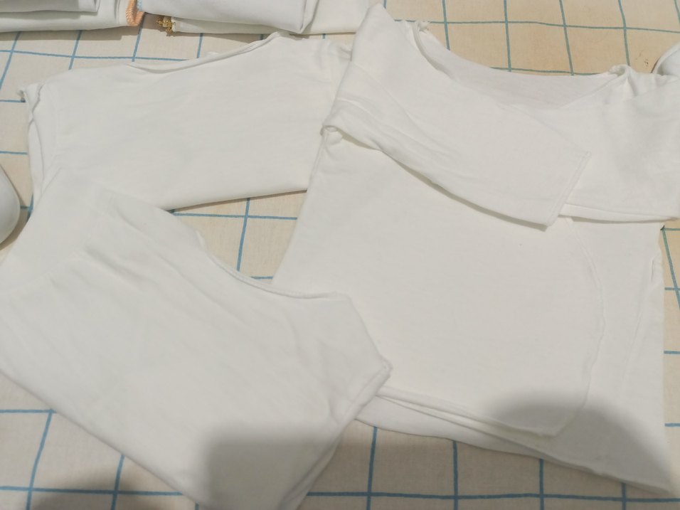 Beyaz Keten yenidogan atleti , uzun kol içlik . 3 adet fiyatıdır - Görsel 4