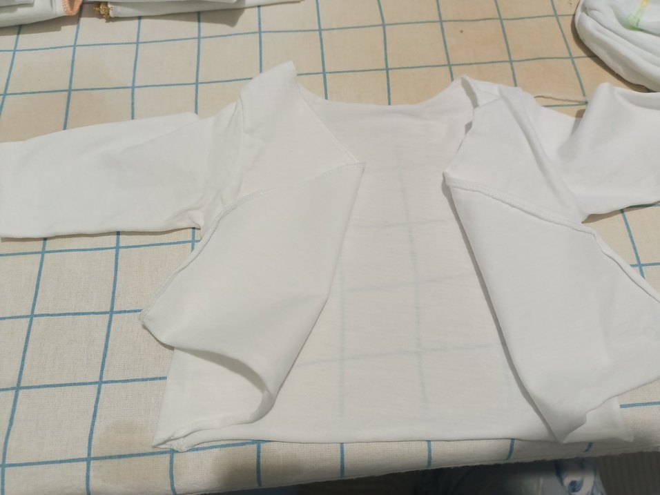 Beyaz Keten yenidogan atleti , uzun kol içlik . 3 adet fiyatıdır - Görsel 3