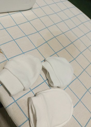 Beyaz Bebek Eldiveni 3 çift . temiz ve defosuz - Görsel 2