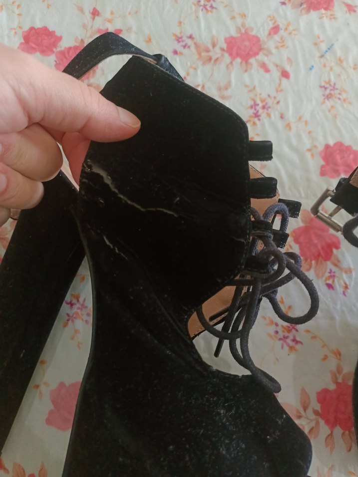 Siyah Süet Platform Topuklu Gotik Ayakkabı - Görsel 5