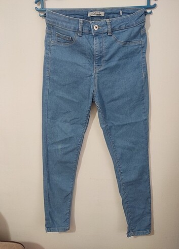 26 Beden mavi Renk DeFacto jeans 