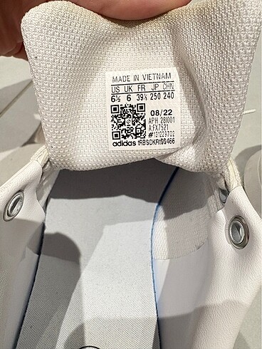 39,5 Beden orijinal stan smith