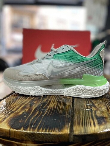 Nike spor ayakkabı