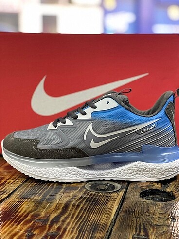Nike spor ayakkabı