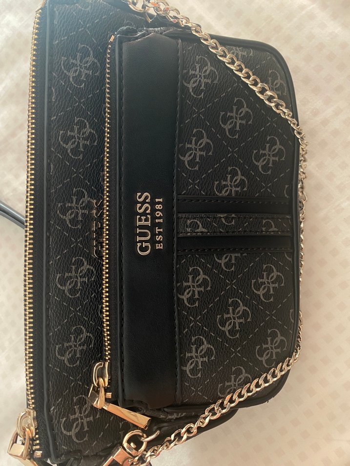 Guess Zincir Detaylı Siyah Kadın Deri Çanta - Görsel 2