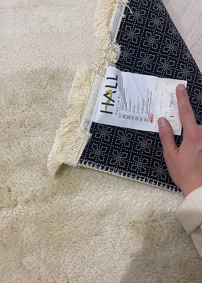 Peluş Halı - Görsel 2