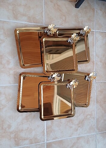 TESHIR GOLD KARE TEPSI