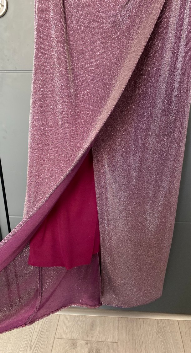 Uzun Kollu Mor Straplez Drapeli Kadın Abiye - Görsel 3