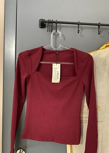 Bordo V Yakalı Kadın Bluz - Görsel 4