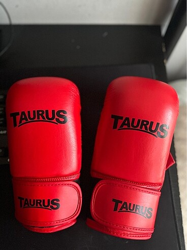 Taurus Hydra-Flow Boks Mma Ufc Eldiveni