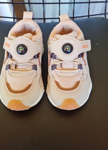 Vicco Sneaker