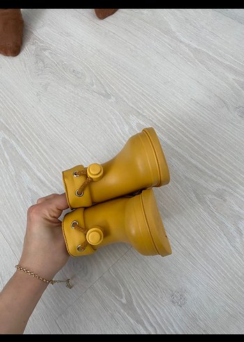 22 Beden sarı Renk İgor bot