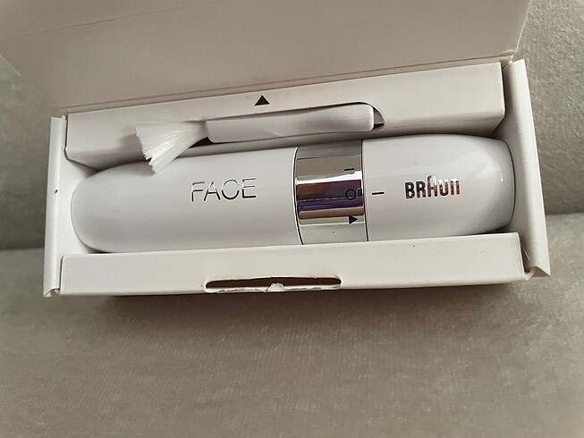 BRAUN FACE Mini Tüy Alma Cihazı Beyaz