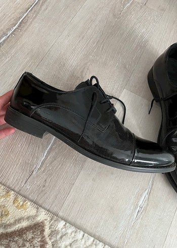 42 Beden Parlak Siyah Erkek Klasik Ayakkabı