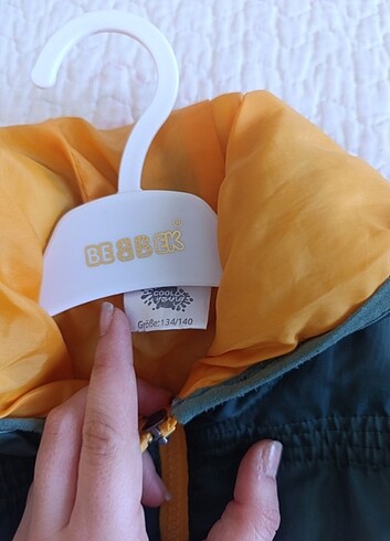 Çocuk mont kıza da erkeğe de kullanılabilir unisex 