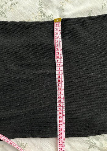 V Yaka Siyah Midi Günlük Elbise - Görsel 4