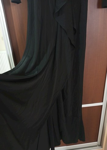 Uzun Kollu Siyah V Yaka Uzun Elbise - Görsel 5