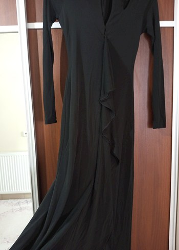 Uzun Kollu Siyah V Yaka Uzun Elbise - Görsel 6