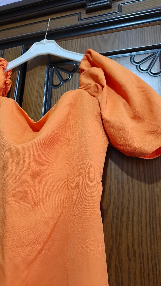 Turuncu Drapeli Straplez Uzun Elbise - Görsel 4