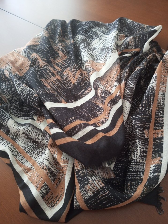 Kahverengi Modern Kadın Şal - Görsel 2