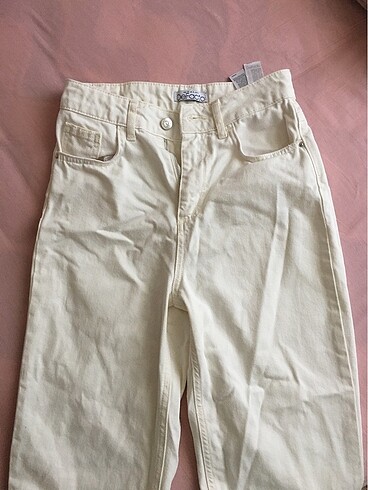 34 Beden Kırık Beyaz Pantolon