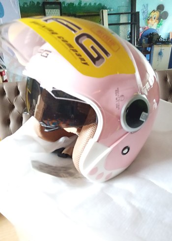 Pembe Motosiklet Kaskı - Görsel 3