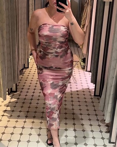 Stradivarius Stradivarius Tül drapeli batik elbise