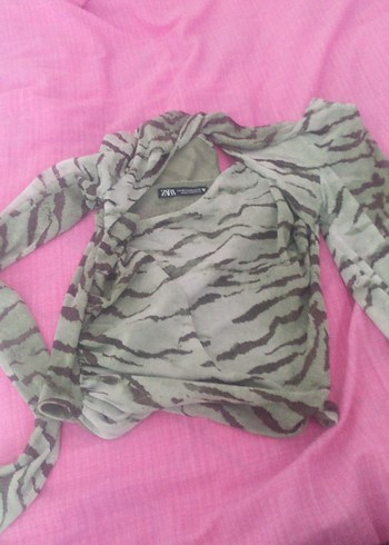 yesilZebra Desenli Yakle Bluz