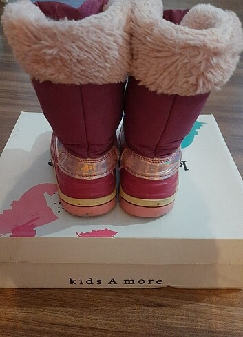28 Beden pembe Renk KidsAMore kar botu, tertemiz yeni gibi