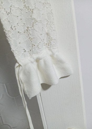 Dantel Detaylı Beyaz Uzun Kollu Triko Kazak - Görsel 3